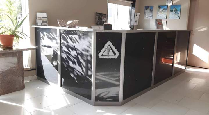 Comptoir d'accueil sur mesure Montréal