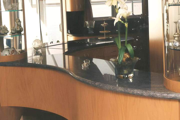 Comptoir en granit poli Montréal